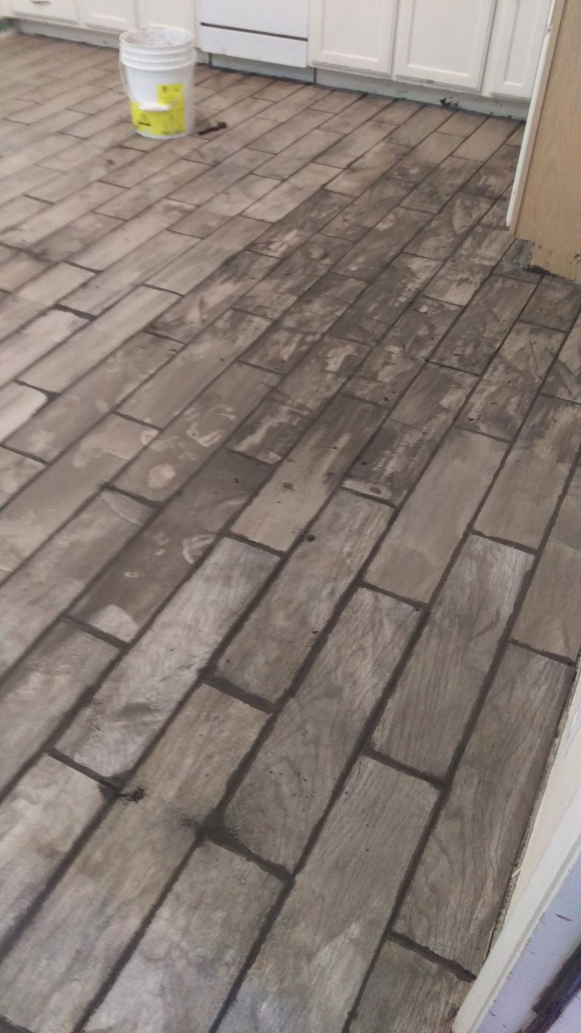 Finished tile flooring